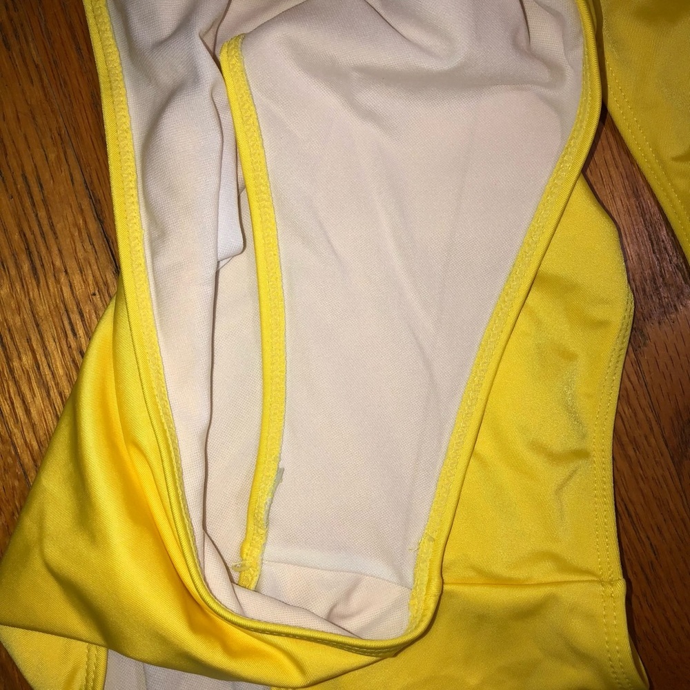 Cupshe Swimsuit NWOT - Picture 4 of 5